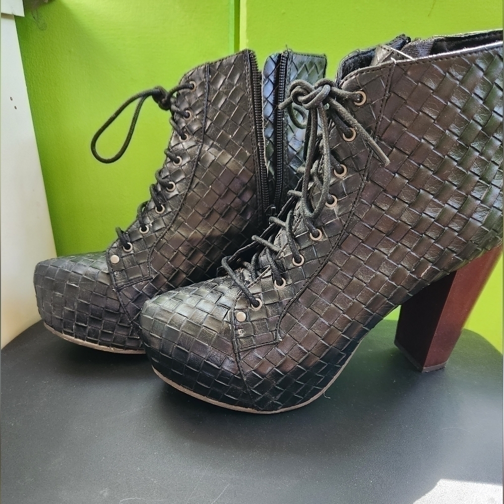 Bucco goth block heel boot - Picture 3 of 6